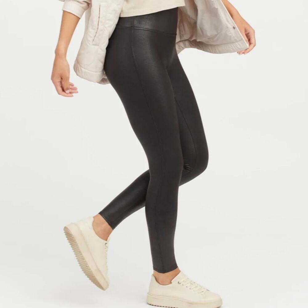 SPANX by Sarah Blakely Black Slimming Faux Leather Leggings Pants Size XS